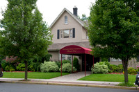 Macagna_Funeral_Home_Rutherford-004
