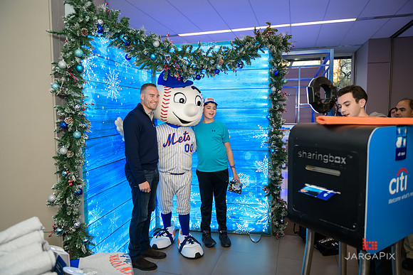 Soho_Citi_USQ_Giving_Tuesday_2019_Brandon_Nimmo-073