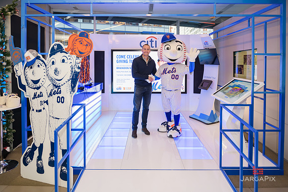 Soho_Citi_USQ_Giving_Tuesday_2019_Brandon_Nimmo-067