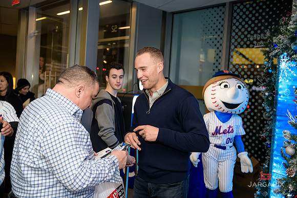 Soho_Citi_USQ_Giving_Tuesday_2019_Brandon_Nimmo-170