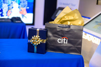 Soho_Citi_USQ_Gift Wrapping_2019_Activation-005