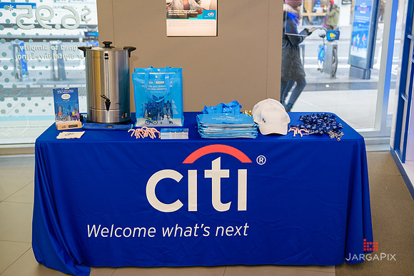 Soho_Citi_USQ_Gift Wrapping_2019_Activation-011