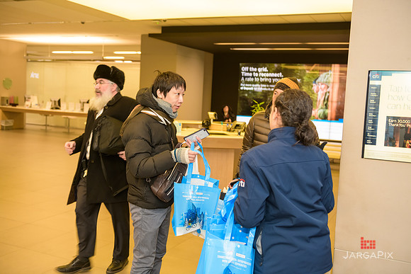 Soho_Citi_USQ_Gift Wrapping_2019_Activation-068