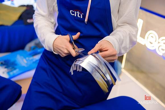 Soho_Citi_USQ_Gift Wrapping_2019_Activation-024