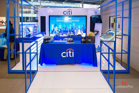 Soho_Citi_USQ_Gift Wrapping_2019_Activation-070
