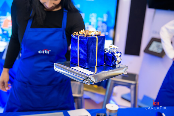 Soho_Citi_USQ_Gift Wrapping_2019_Activation-066