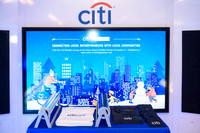 Soho_Citi_USQ_Gift Wrapping_2019_Activation-007