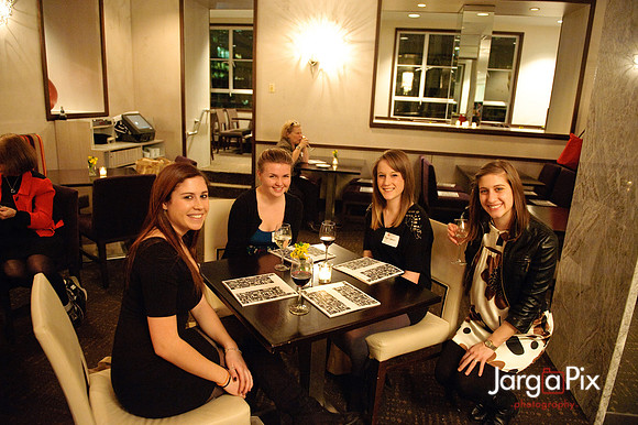 Temple_Saks5thAve-027