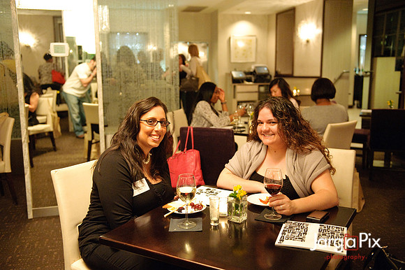 Temple_Saks5thAve-028