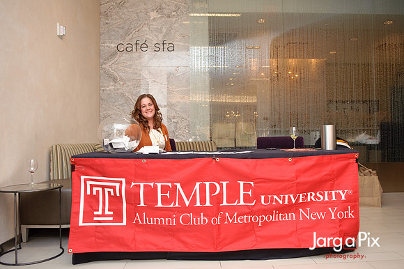 Temple_Saks5thAve-015