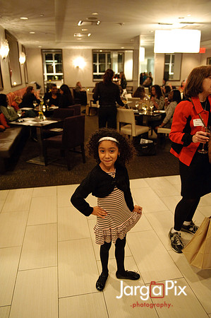 Temple_Saks5thAve-023