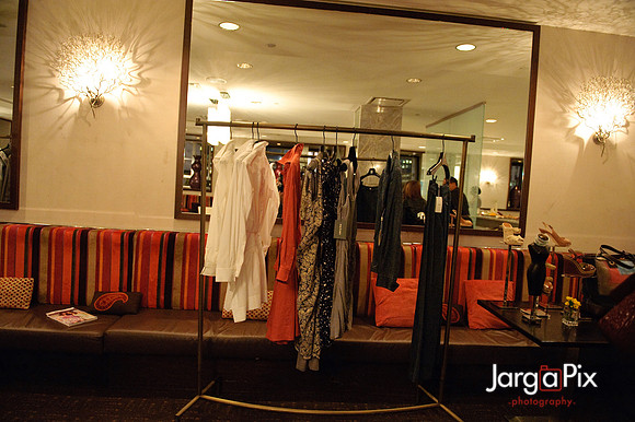 Temple_Saks5thAve-011