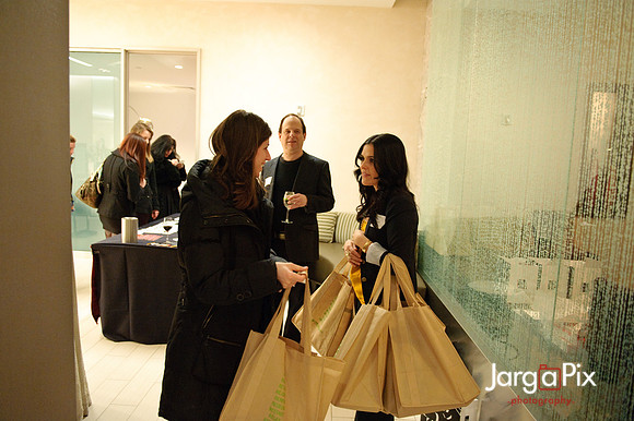 Temple_Saks5thAve-003