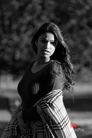 Destenie_Sweet_16_Portraits-020
