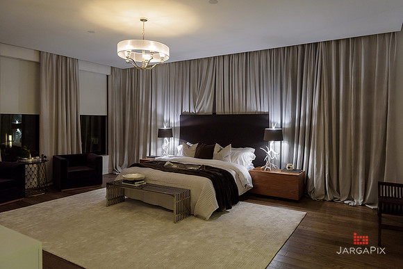 Soho_Exp_Remy_LOUISXIII_66E11thStreet_3-5-2015-001