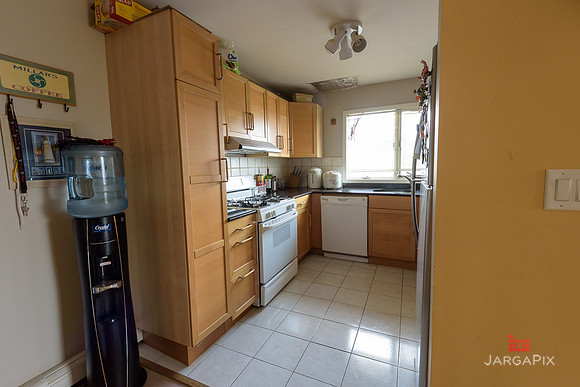 Mike_Vicchio_real_Estate_Listing_389_jersey_ave_fairview-013