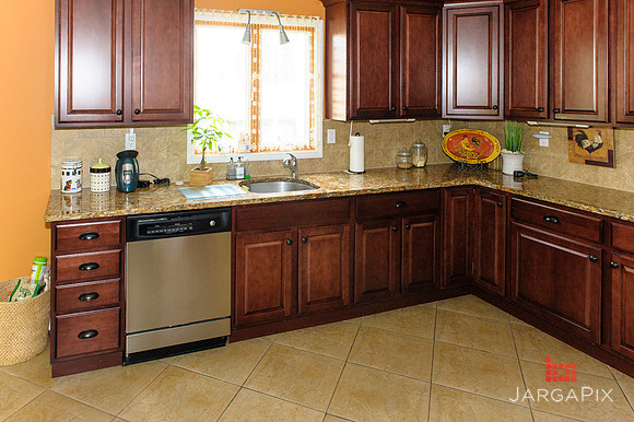 Michael_Akkus_239_Hope_Street_E.Rutherford_Listing-033