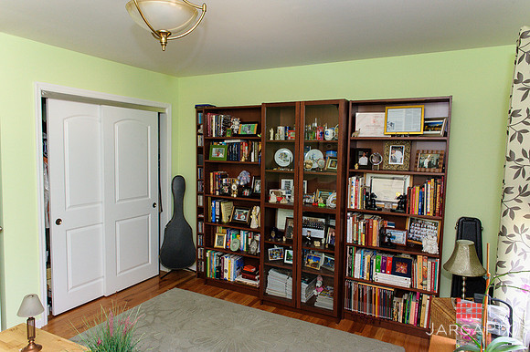 Michael_Akkus_239_Hope_Street_E.Rutherford_Listing-050