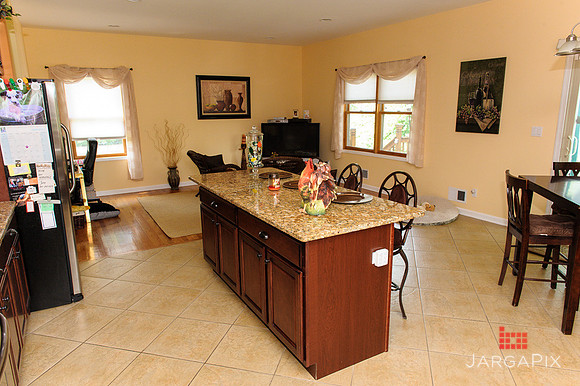 Michael_Akkus_239_Hope_Street_E.Rutherford_Listing-023