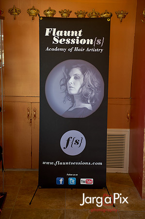 Flaunt_Seesion{s}_Chandelier_Room_2011-001