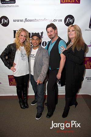 Flaunt_Seesion{s}_Chandelier_Room_2011-222