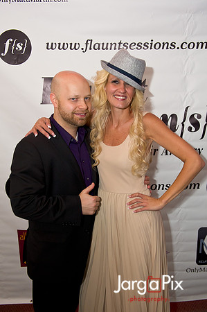 Flaunt_Seesion{s}_Chandelier_Room_2011-187