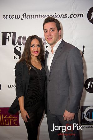Flaunt_Seesion{s}_Chandelier_Room_2011-215
