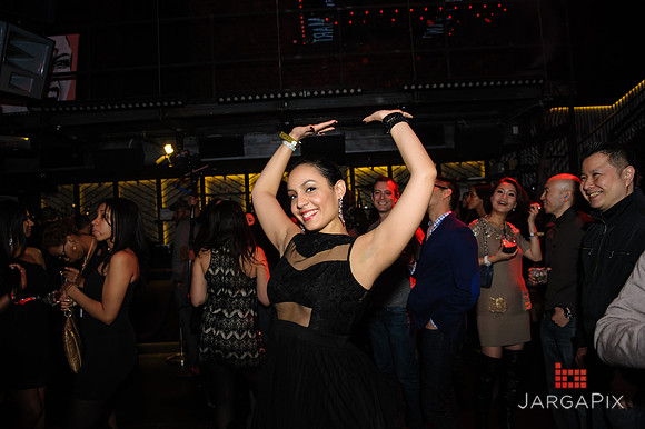 Robin_Thicke_Birthday_Remy_Martin__SoHo_Exp_2013-114