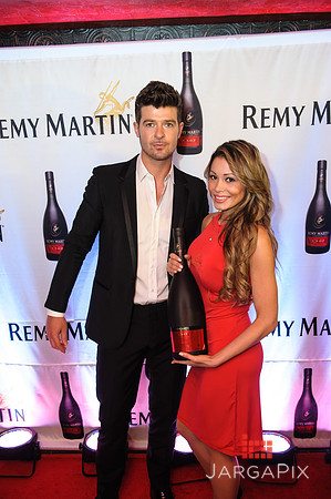Robin_Thicke_Birthday_Remy_Martin__SoHo_Exp_2013-096