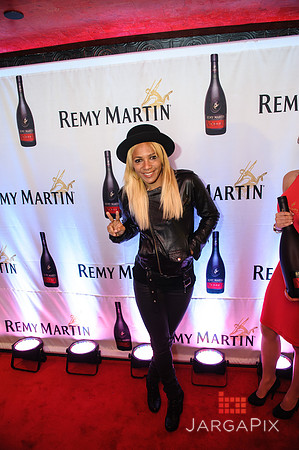 Robin_Thicke_Birthday_Remy_Martin__SoHo_Exp_2013-092