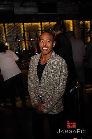 Robin_Thicke_Birthday_Remy_Martin__SoHo_Exp_2013-100