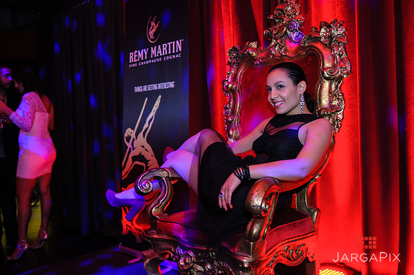 Robin_Thicke_Birthday_Remy_Martin__SoHo_Exp_2013-082
