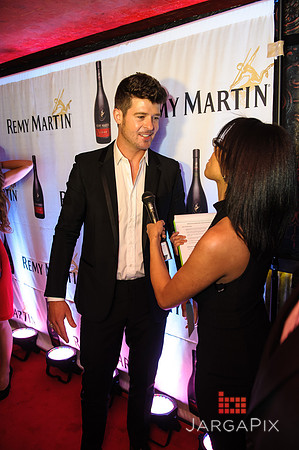 Robin_Thicke_Birthday_Remy_Martin__SoHo_Exp_2013-098