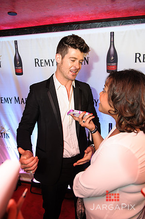 Robin_Thicke_Birthday_Remy_Martin__SoHo_Exp_2013-097