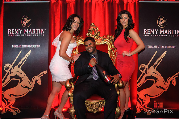 Robin_Thicke_Birthday_Remy_Martin__SoHo_Exp_2013-084