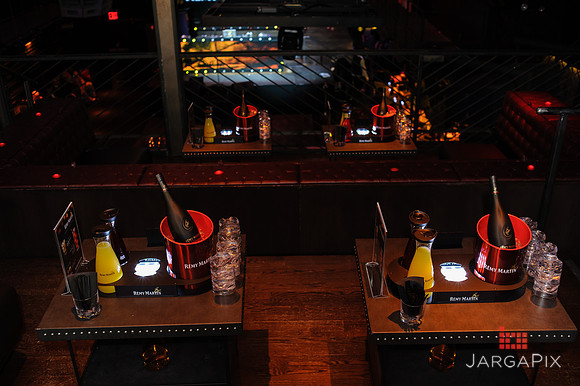 Robin_Thicke_Birthday_Remy_Martin__SoHo_Exp_2013-027