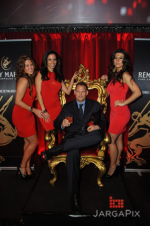 Robin_Thicke_Birthday_Remy_Martin__SoHo_Exp_2013-077