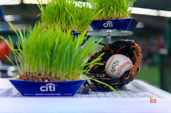 SoHo_Exp_Citi_On_Track_Sports_Mariano_Rivera-012