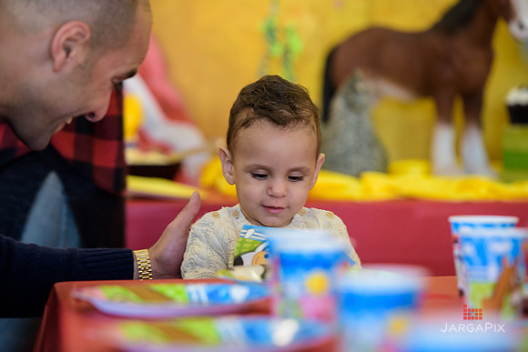 Mike_Rabbah_1st_birthday_Slideshow-54