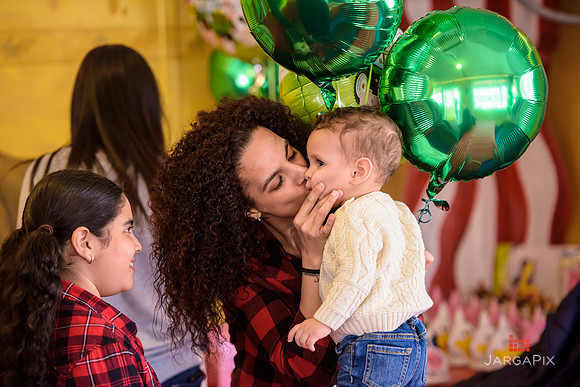 Mike_Rabbah_1st_birthday_Slideshow-26