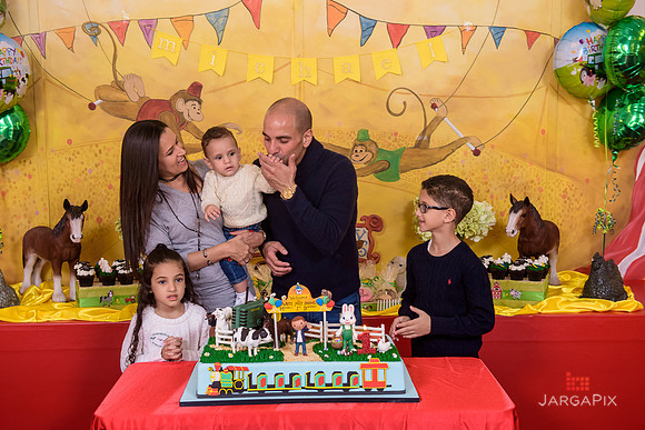 Mike_Rabbah_1st_birthday_Slideshow-82