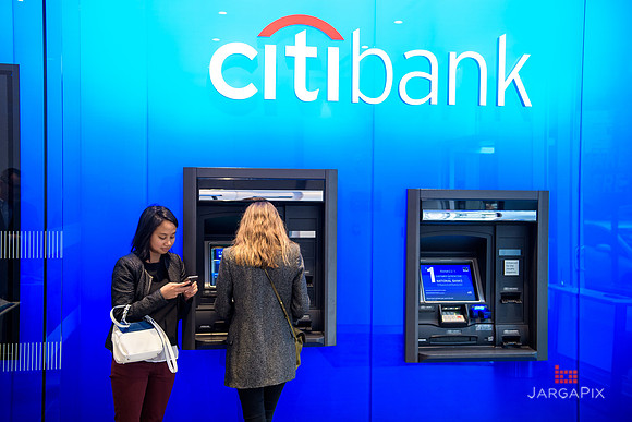 Soho_Exp_Citi_Williamsburg_Branch_metrocard_ACtivation_2017-308