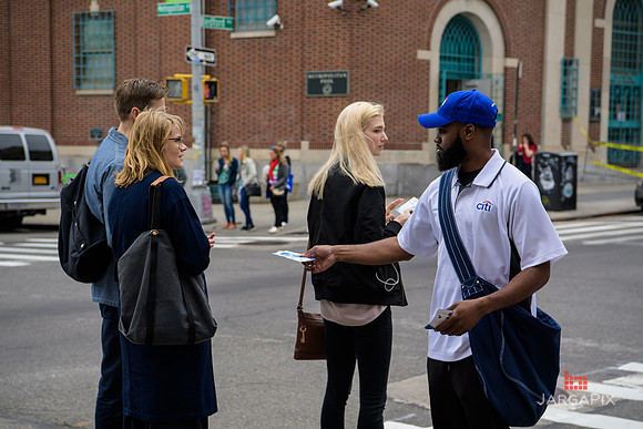 Soho_Exp_Citi_Williamsburg_Branch_metrocard_ACtivation_2017-063