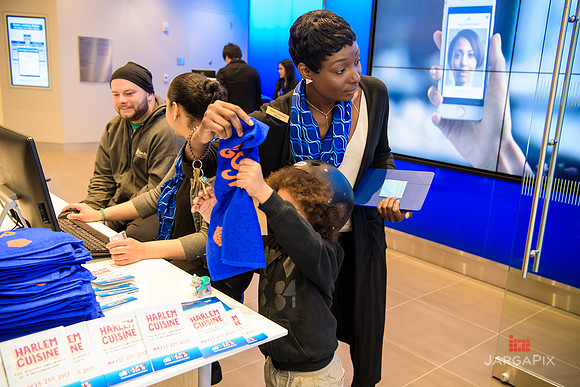 Soho_Exp_Citi_Williamsburg_Branch_metrocard_ACtivation_2017-244