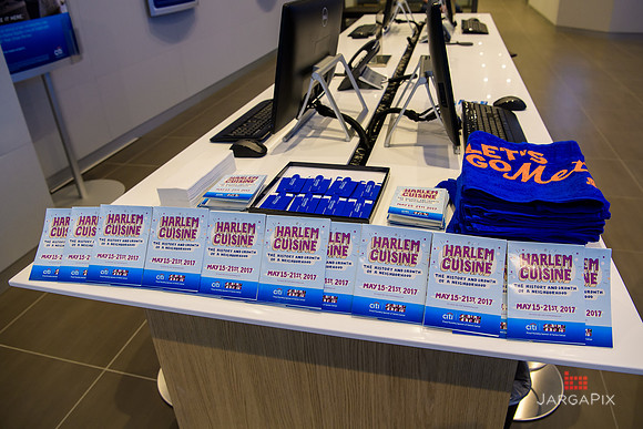 Soho_Exp_Citi_Williamsburg_Branch_metrocard_ACtivation_2017-002