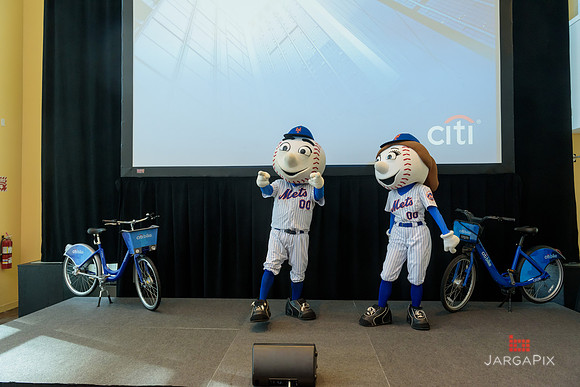 Soho_CitiGold_TownHall_Event_10-8-2015-033