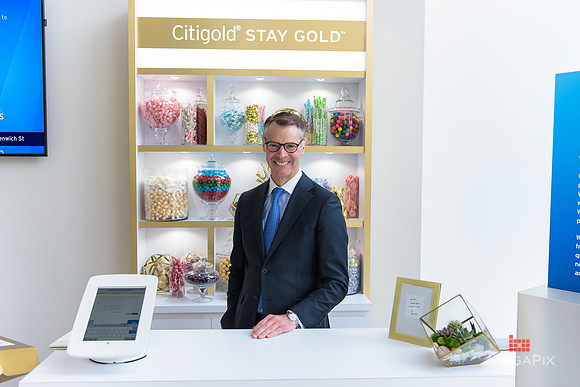 Soho_Citi_Gold_Candy_Kiosk2_5-2-2018-060