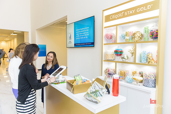 Soho_Citi_Gold_Candy_Kiosk2_5-2-2018-089