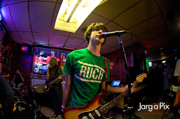 Odd_Man_In_Pauls_Bar-055