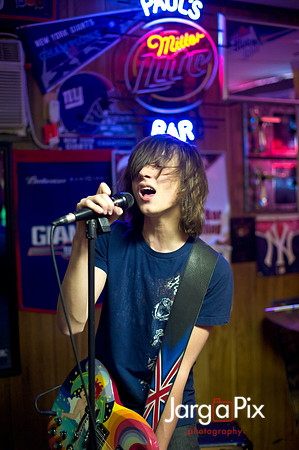 Odd_Man_In_Pauls_Bar-121